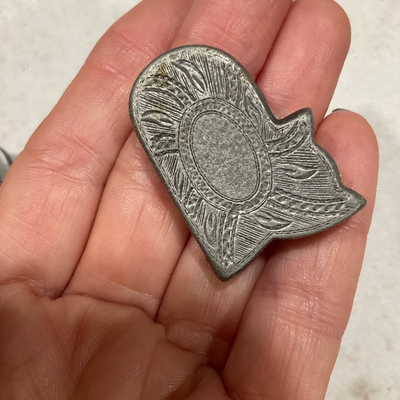 VINTAGE TORINO PEWTER CAT TRINKET BOX W/BROOCH NECKLACE AND EARRINGS - Picture 6 of 9